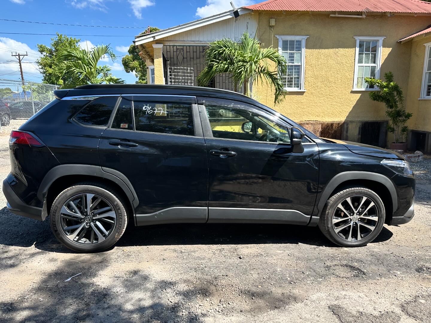 2022 Toyota Corolla Cross Z (Hybrid) - Image 5